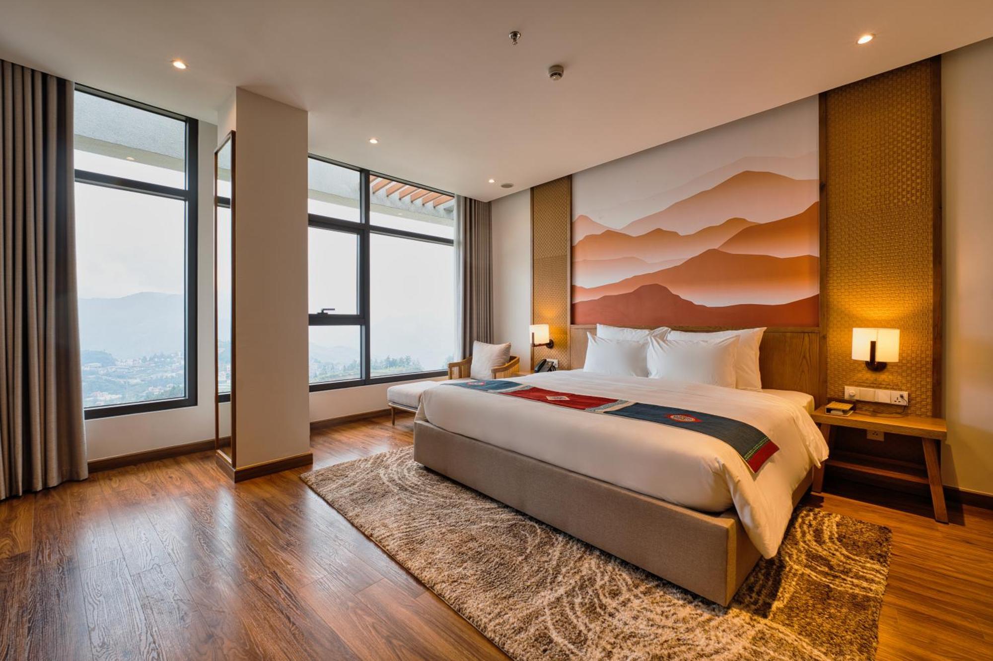 Khách sạn Lady Hill 5*